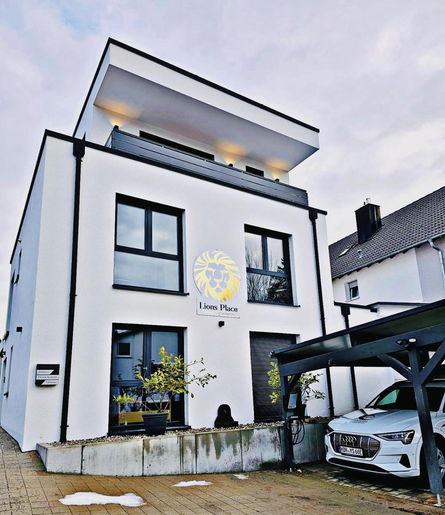 Lions Place Premium Executive Luxus Penthouse Inklusive *